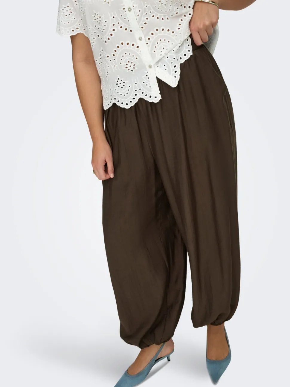 CARCAMILLE Balloon Fit Pantaloni classici