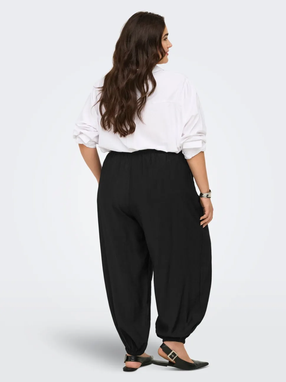 CARCAMILLE Balloon Fit Pantaloni classici