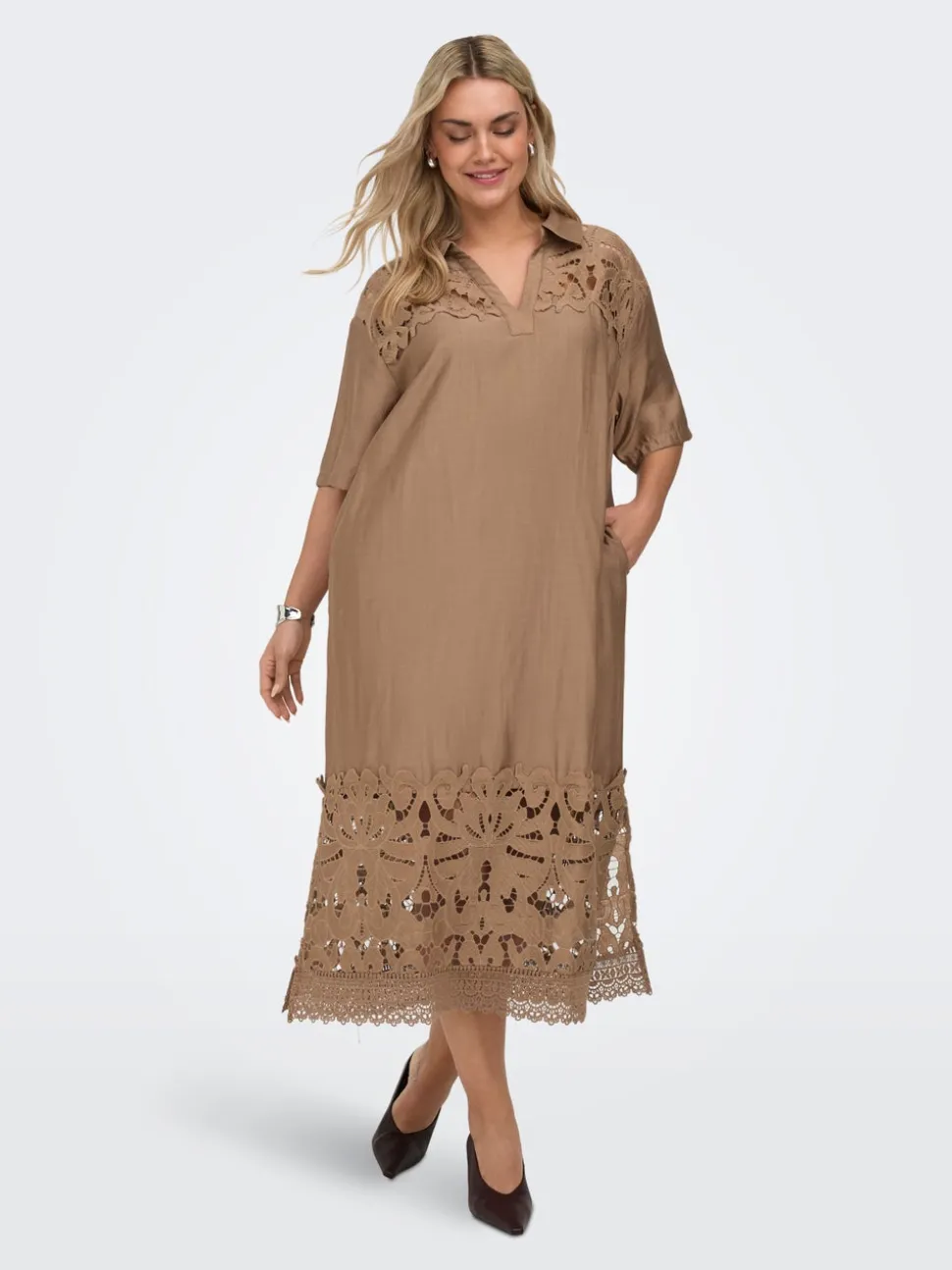 CARGELINA Vestito midi