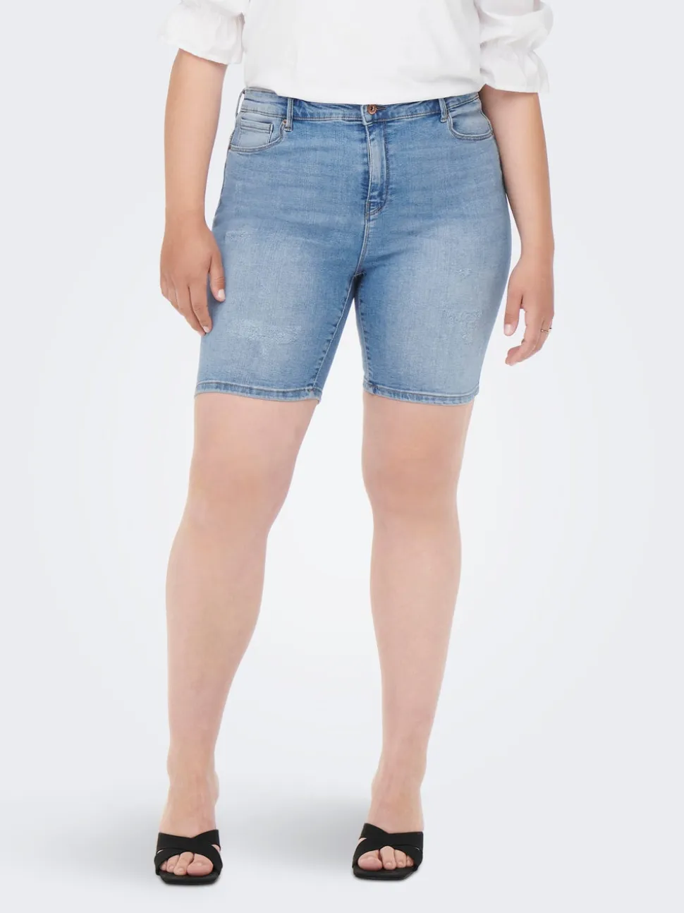 CARLAOLA Skinny Fit Bermuda in jeans
