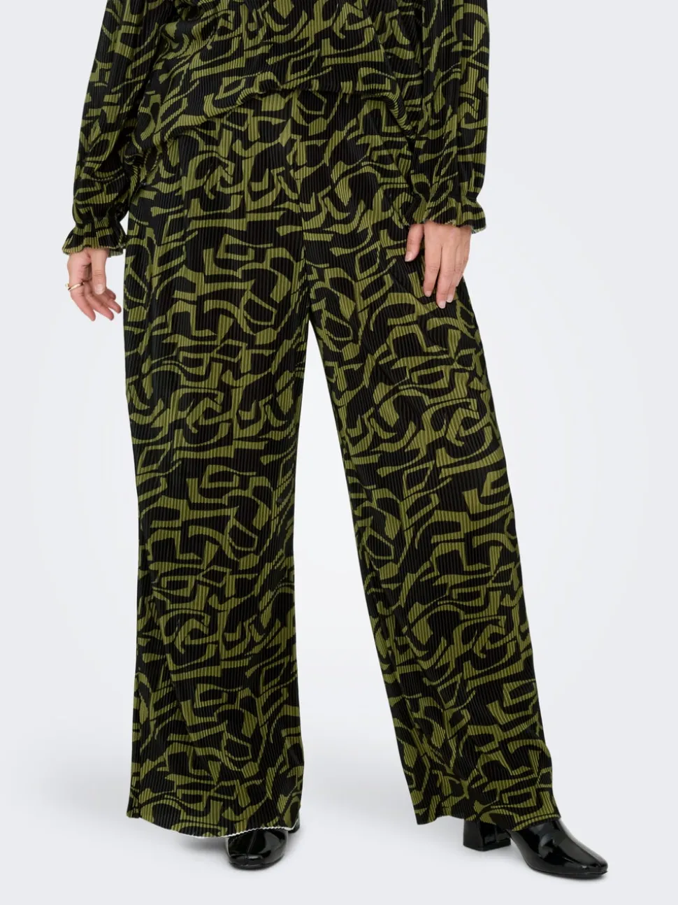 CARMIKA Regular Fit Pantaloni plissettati