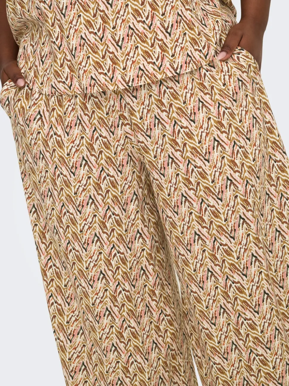 CARNOVA Loose Fit - Cropped Pantaloni