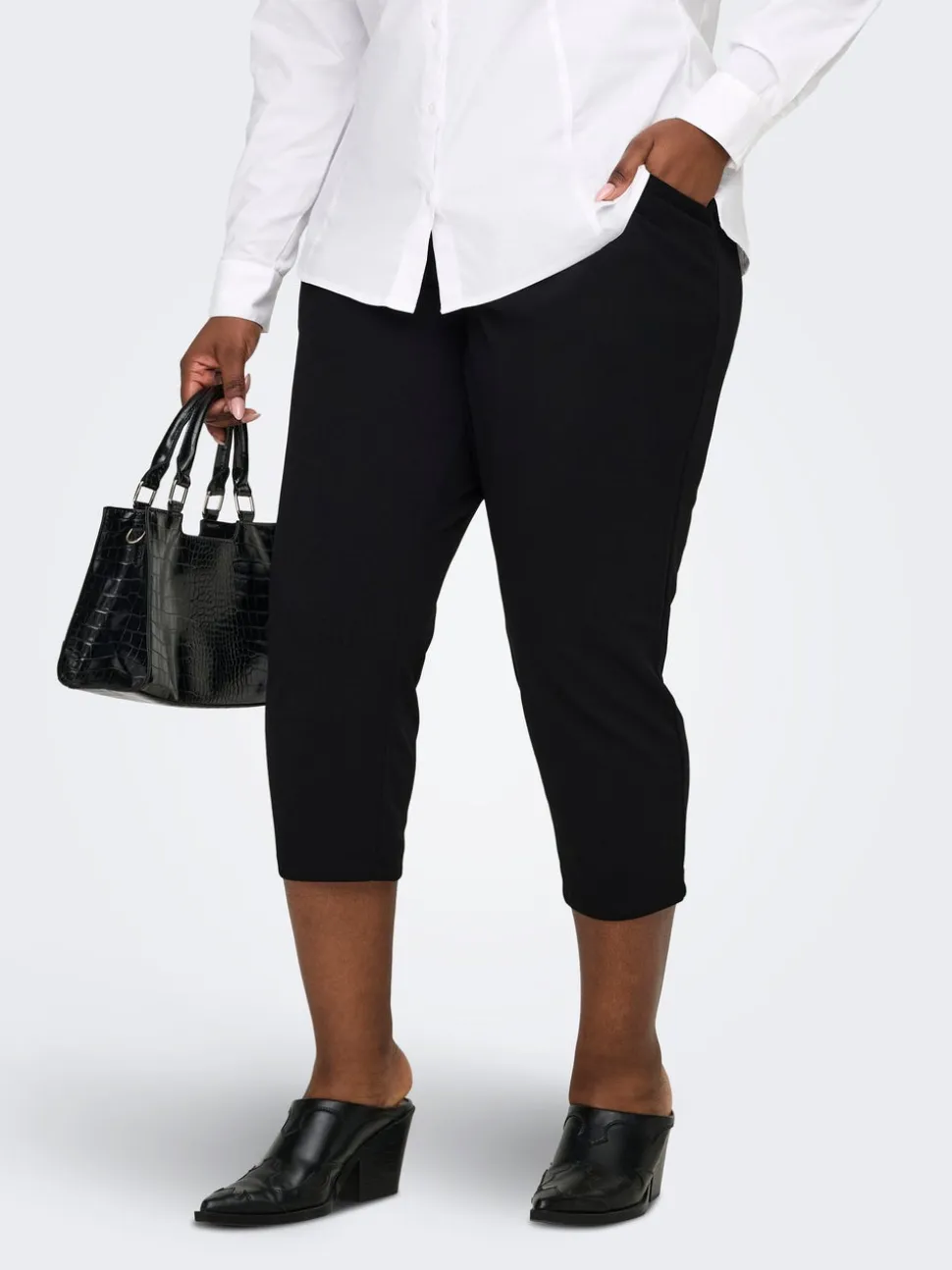 CARSANIA Regular Fit Pantaloni culotte