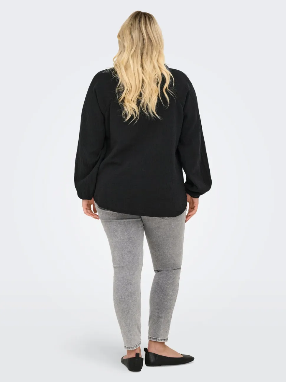 CARTHYRA Top