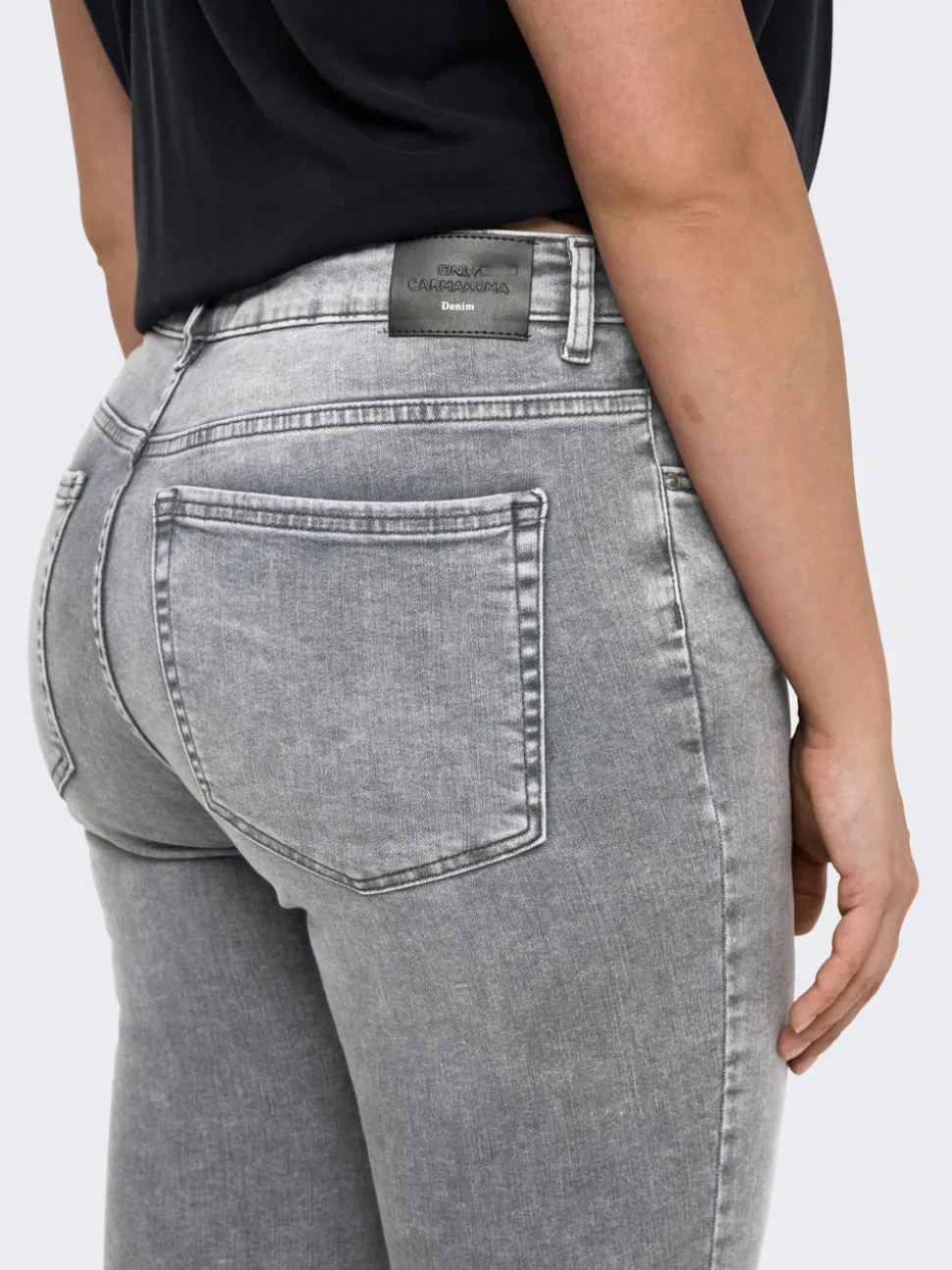 CARWILLY Sweet Flared Fit Cropped Jeans