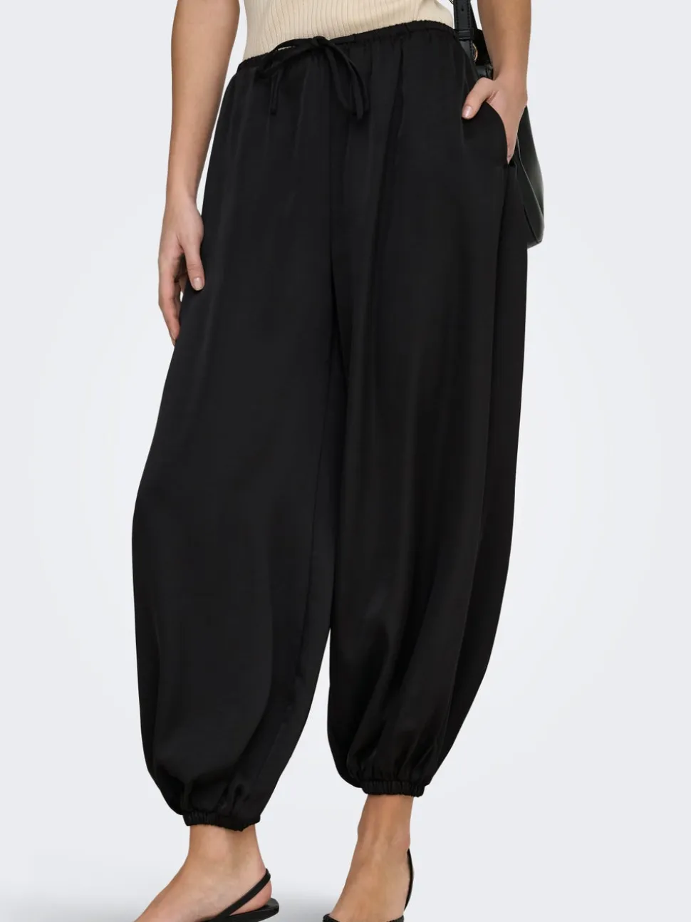 JDYCASSY Balloon Fit Pantaloni a gamba larga