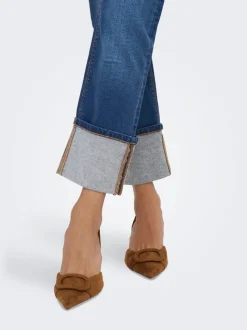 JDYFINA Vita media Straight Fit Jeans