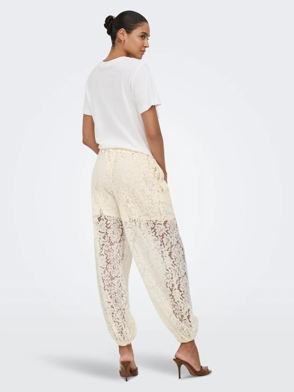 JDYJULIA Balloon Fit Pantaloni in pizzo
