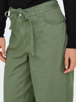 JDYMAEVE Straight Fit Pantaloni
