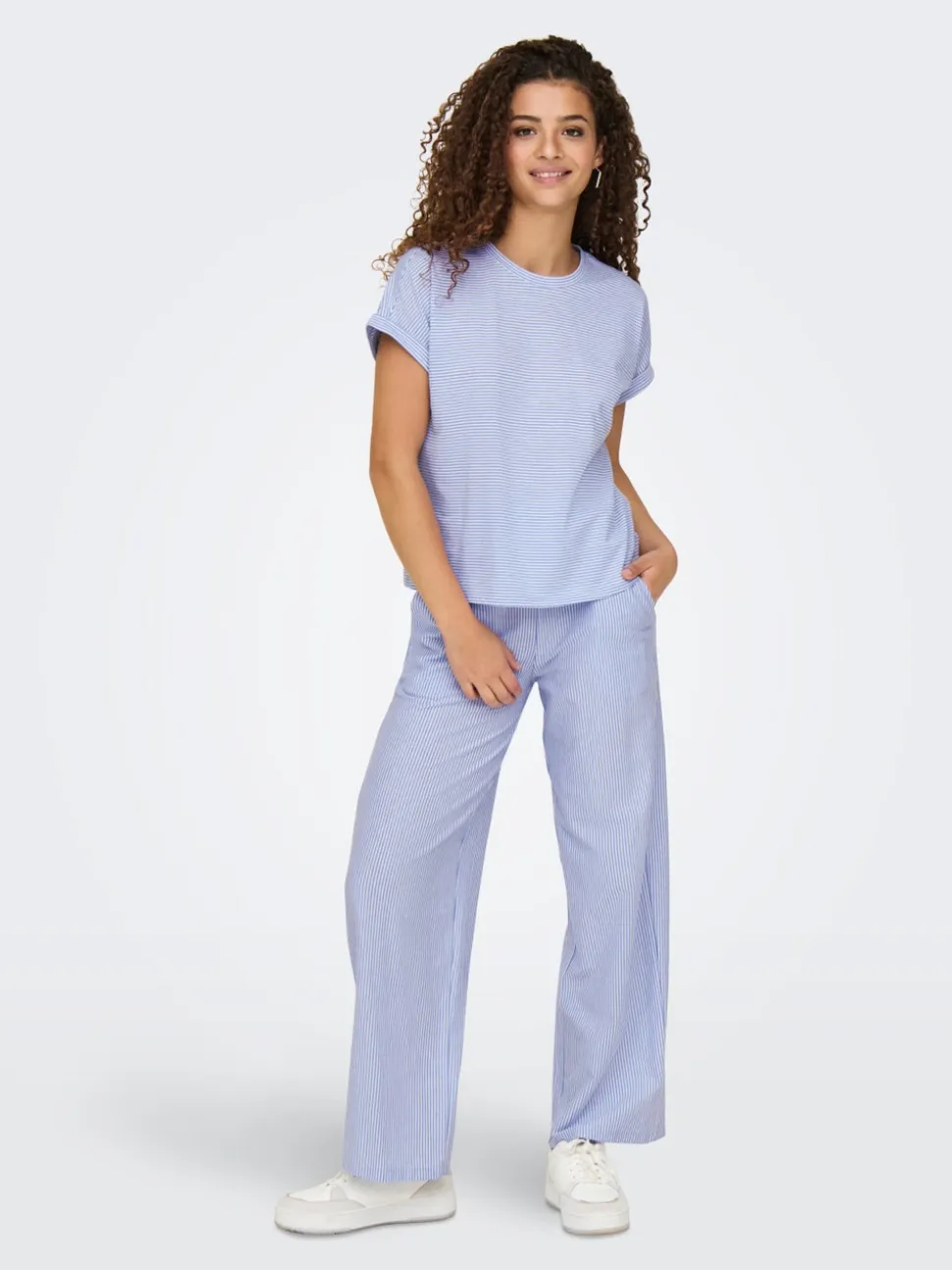 JDYNELLI Wide Leg Fit Pantaloni