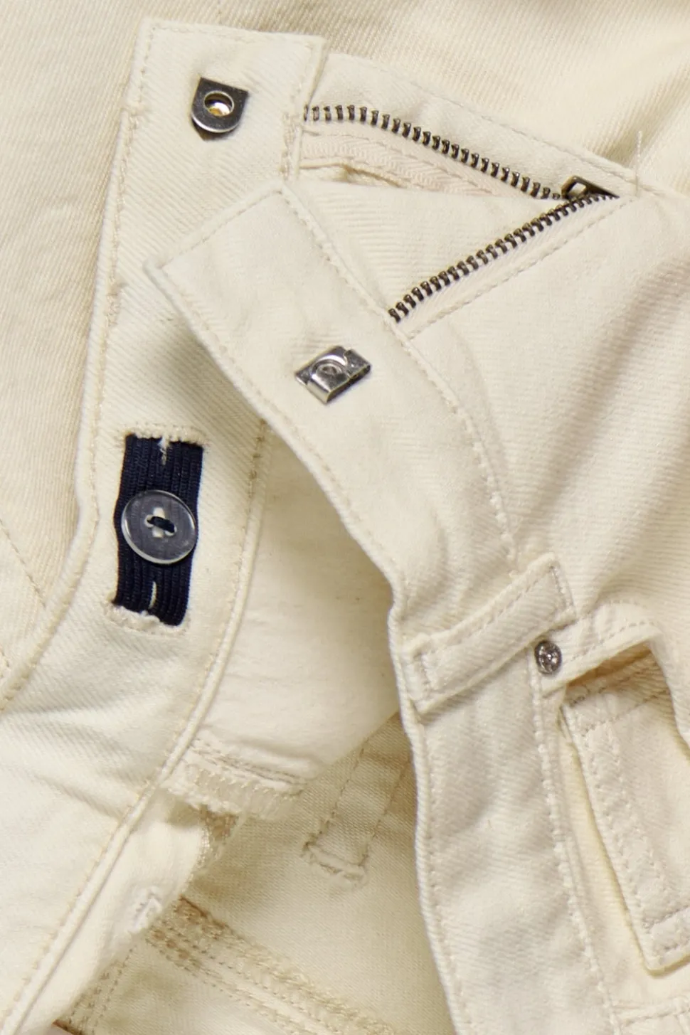KOGROBYN Straight Fit Bermuda in jeans