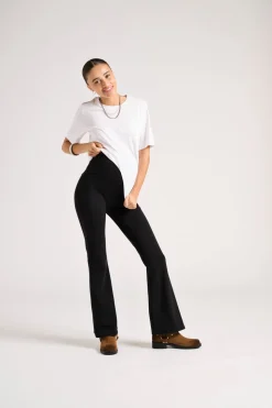 OLMLOVELY Flared Fit Leggings
