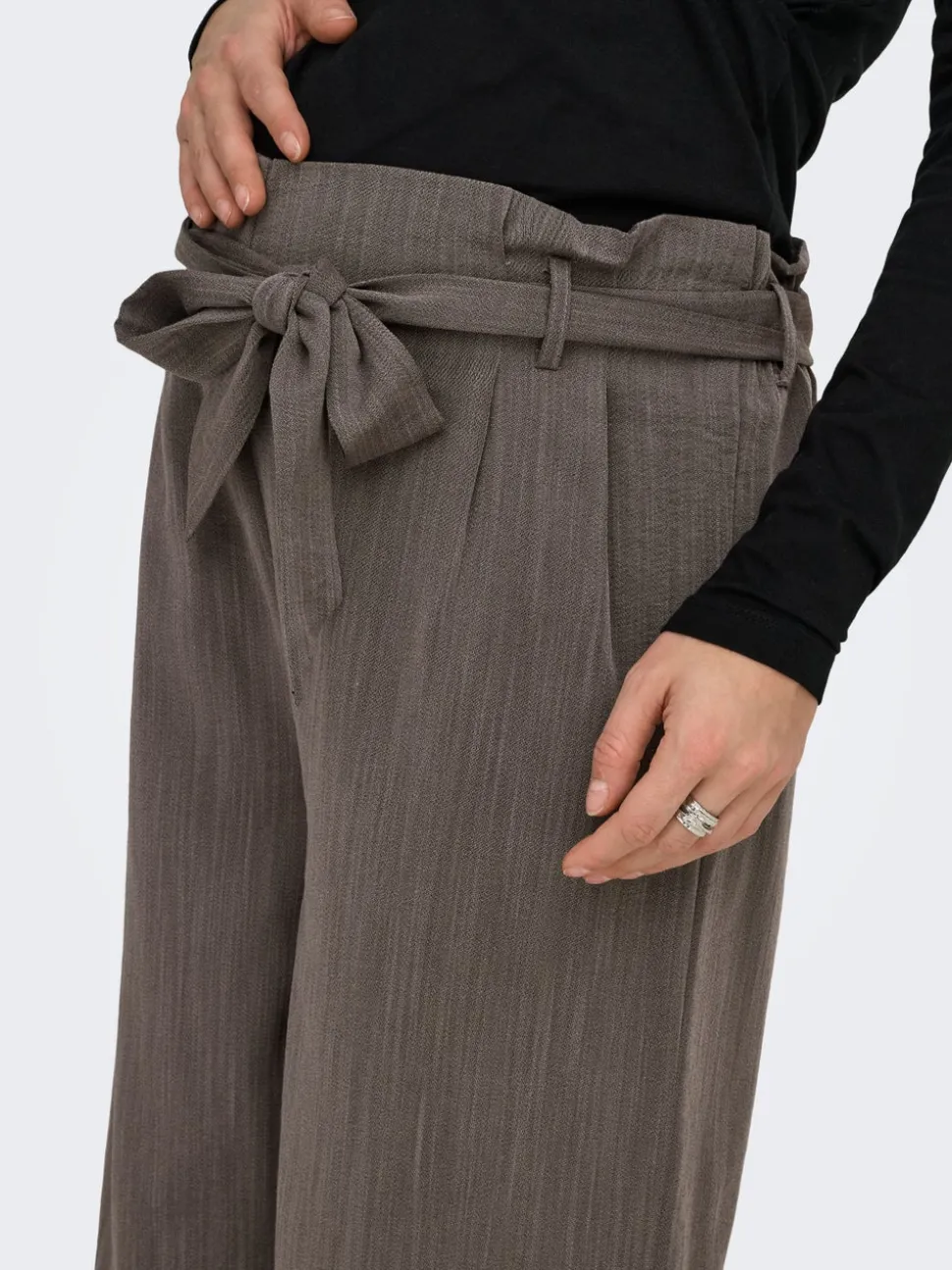 OLMMARSA Flared Fit Pantaloni