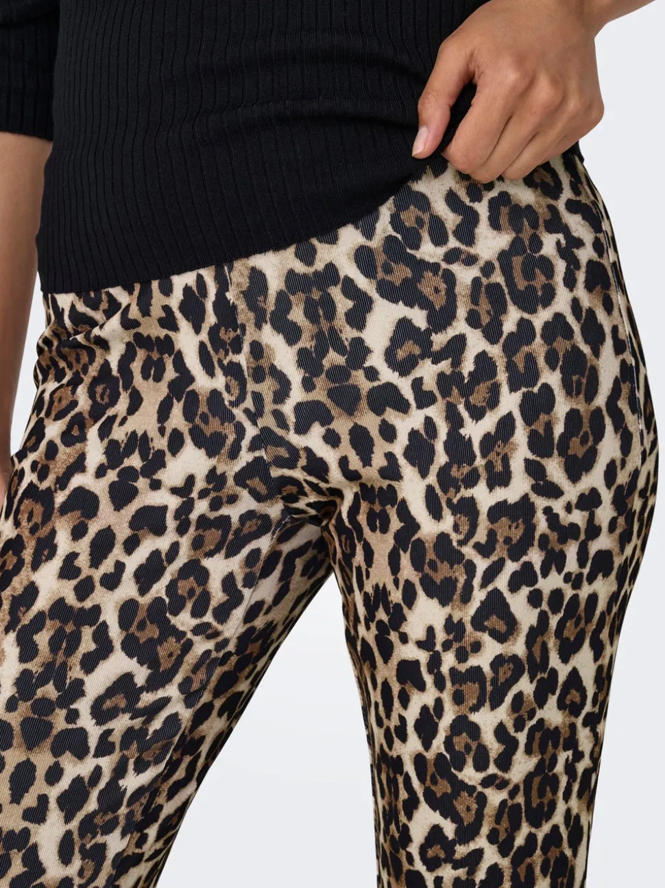 ONLANNA Flared Fit Pantaloni