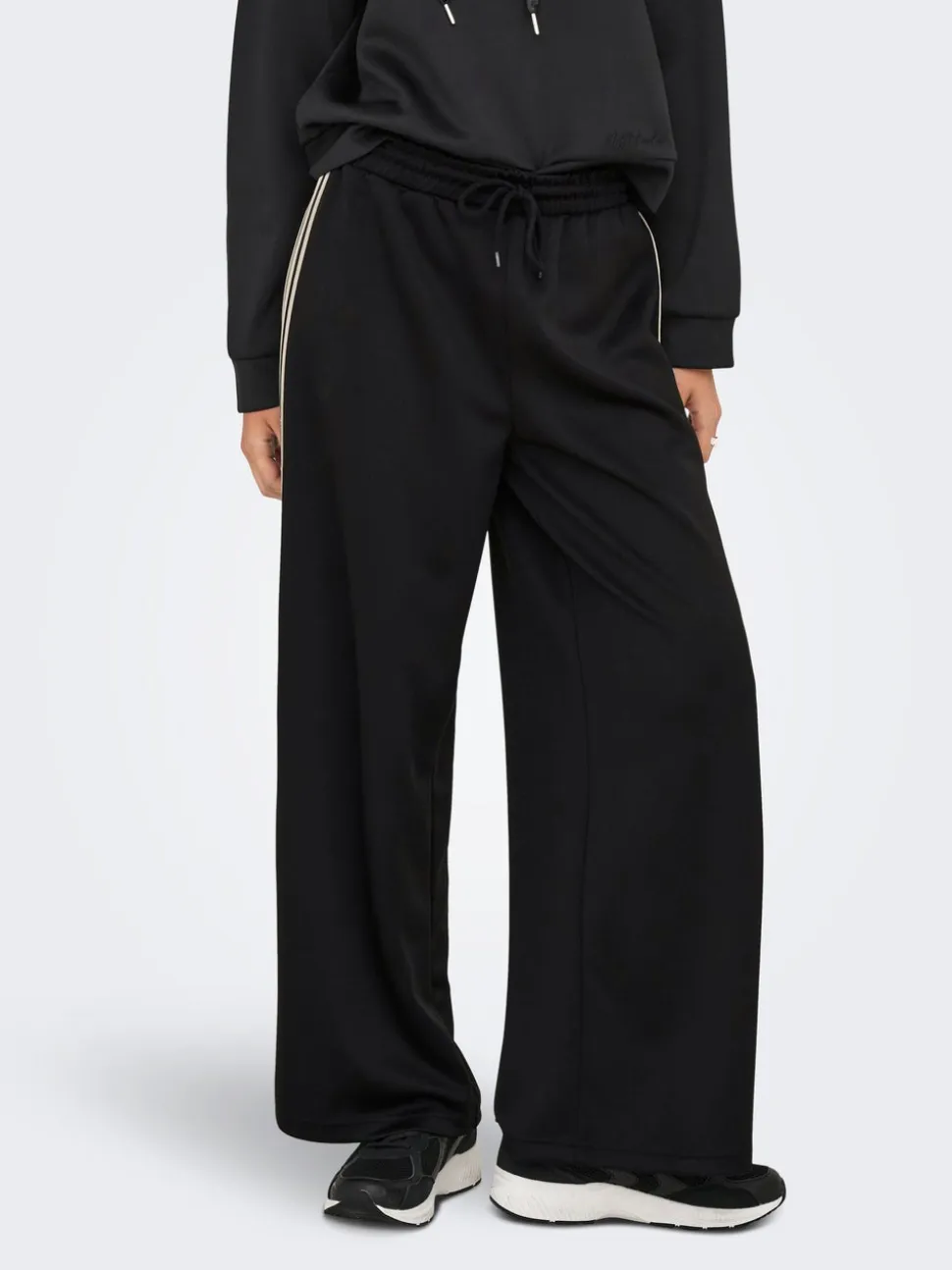 ONLASTA Loose Fit Pantaloni classici