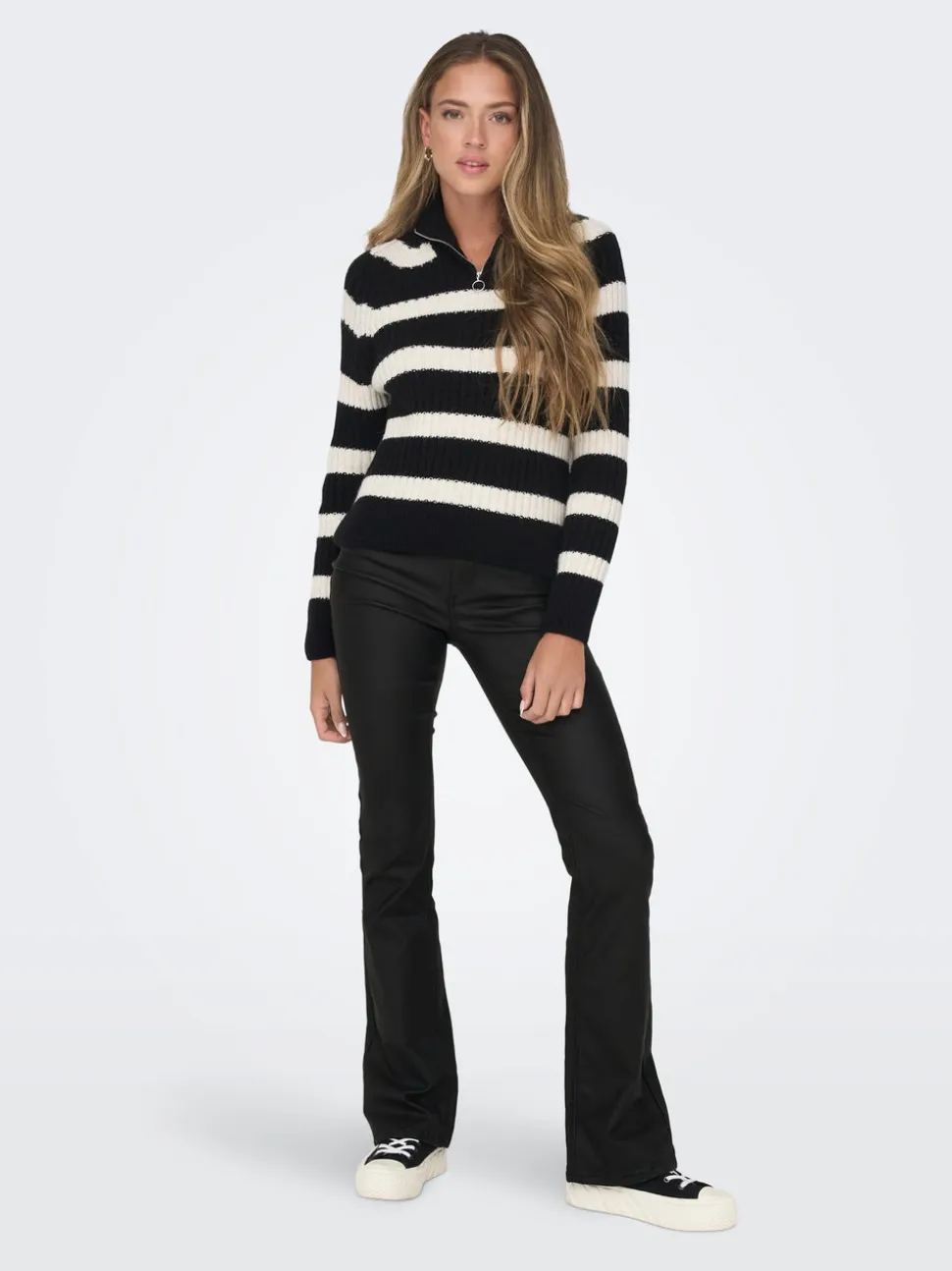 ONLBLUSH flared Fit Pantaloni