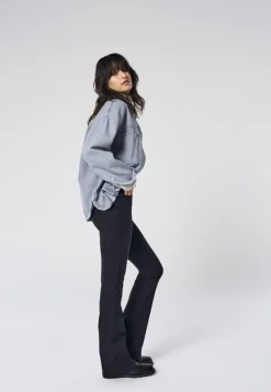 ONLBLUSH Vita bassa Flared Fit Jeans