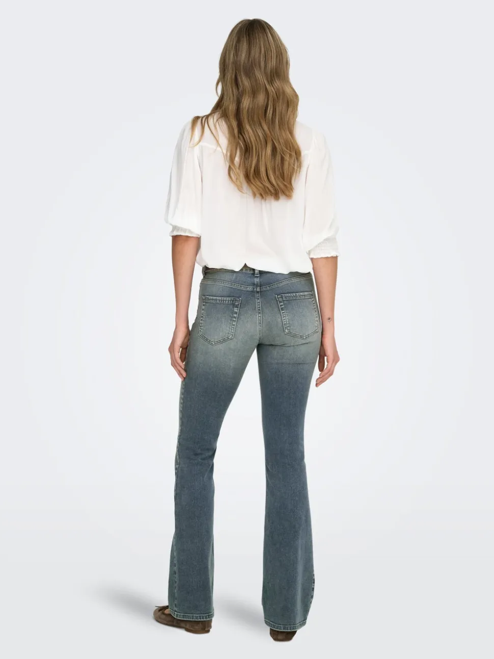 ONLBLUSH Vita media Flared Fit Jeans