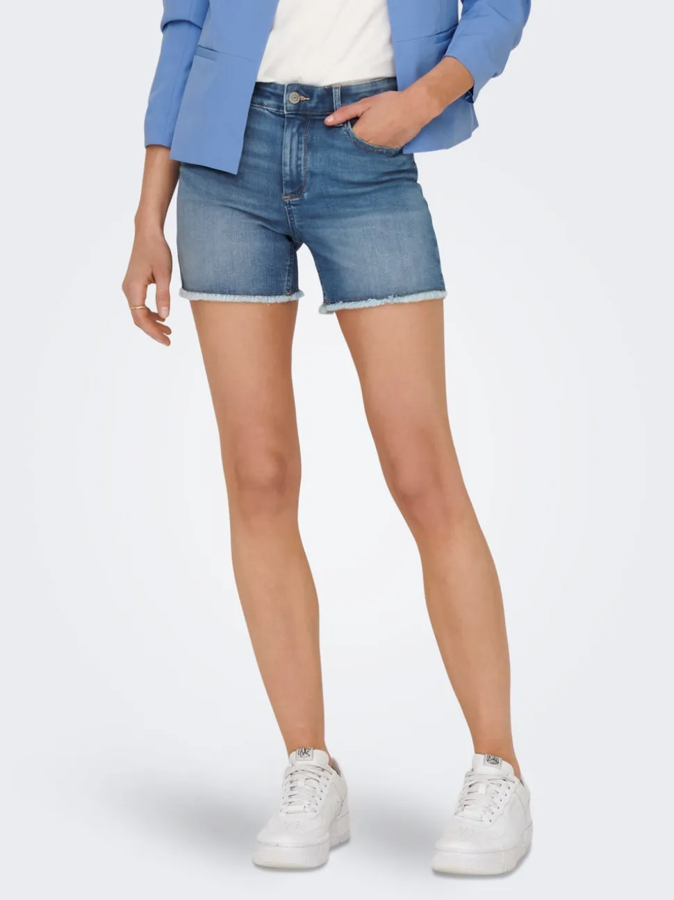 ONLBLUSH Vita media Regular Fit Bermuda in jeans