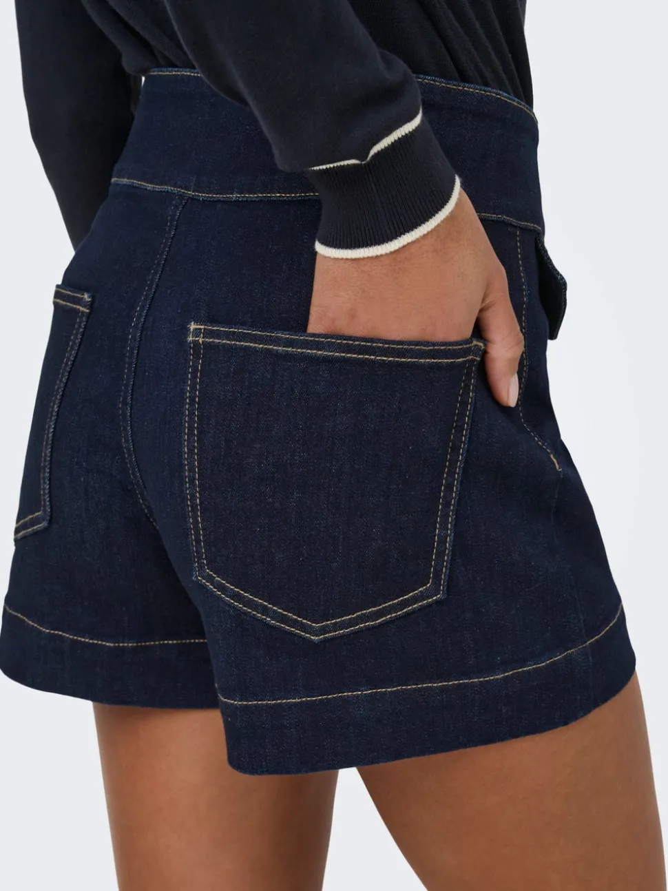 ONLEMILIA Vita alta Regular Fit Bermuda in jeans