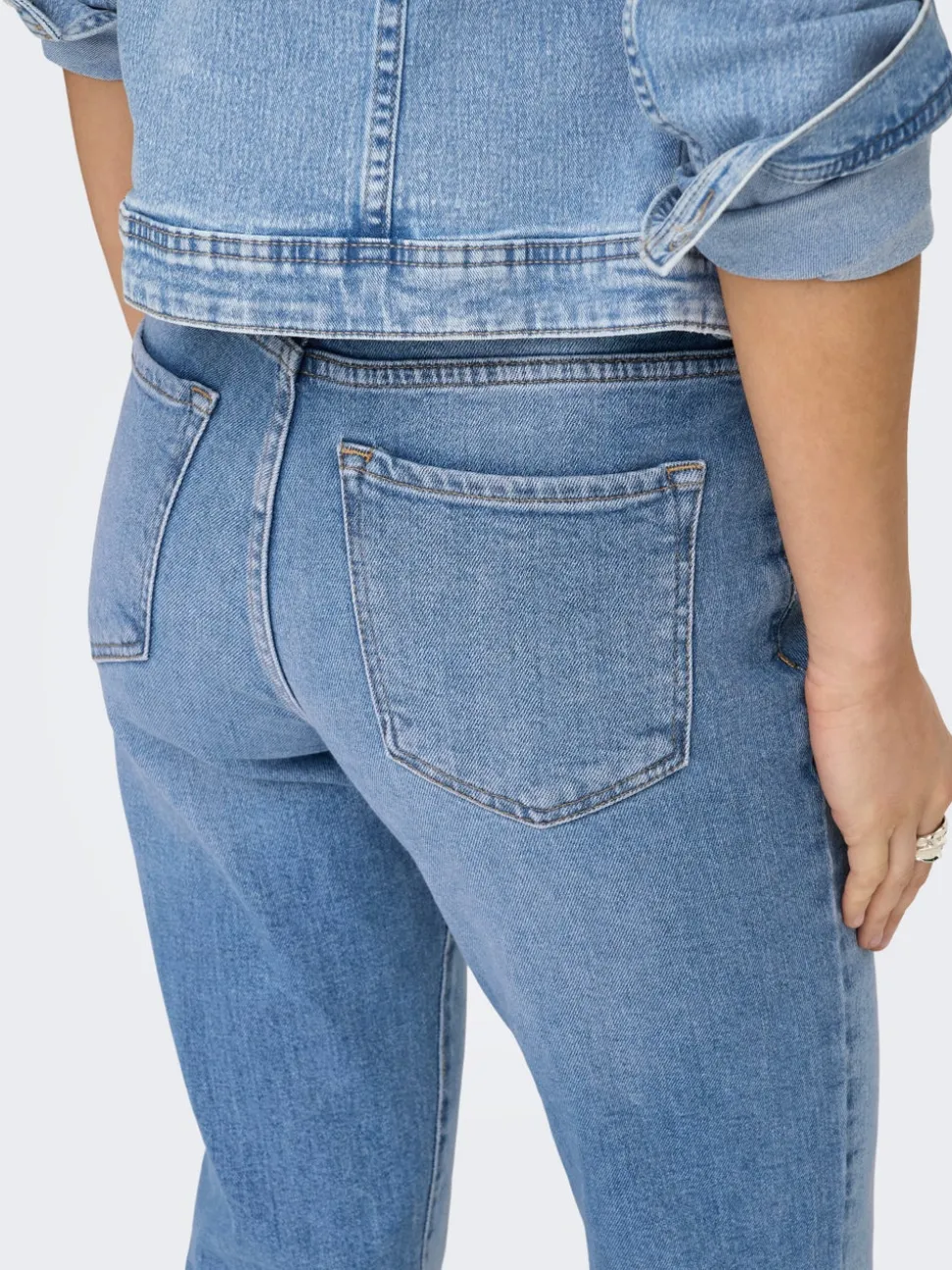 ONLEMILY Ankle Vita alta Straight Fit Jeans