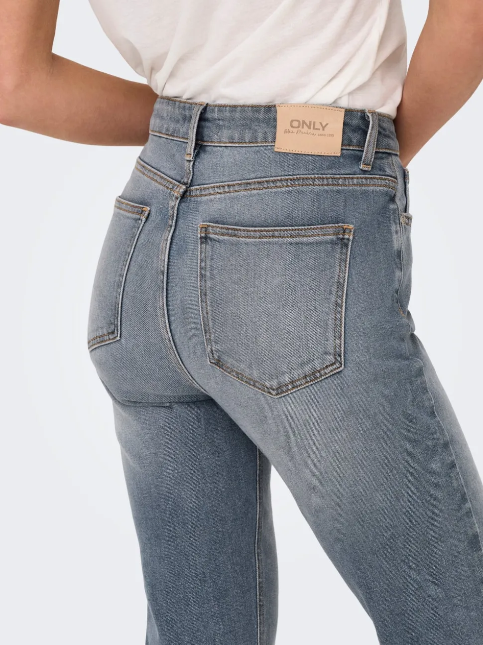ONLEMILY Vita alta Straight Fit Lunghezza alla caviglia Jeans