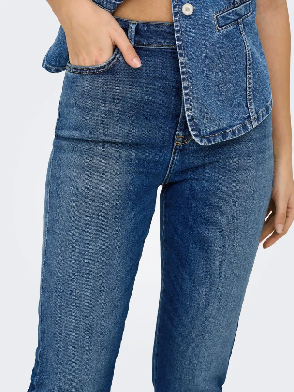 ONLEMILY Vita alta Straight Fit Lunghezza alla caviglia Jeans