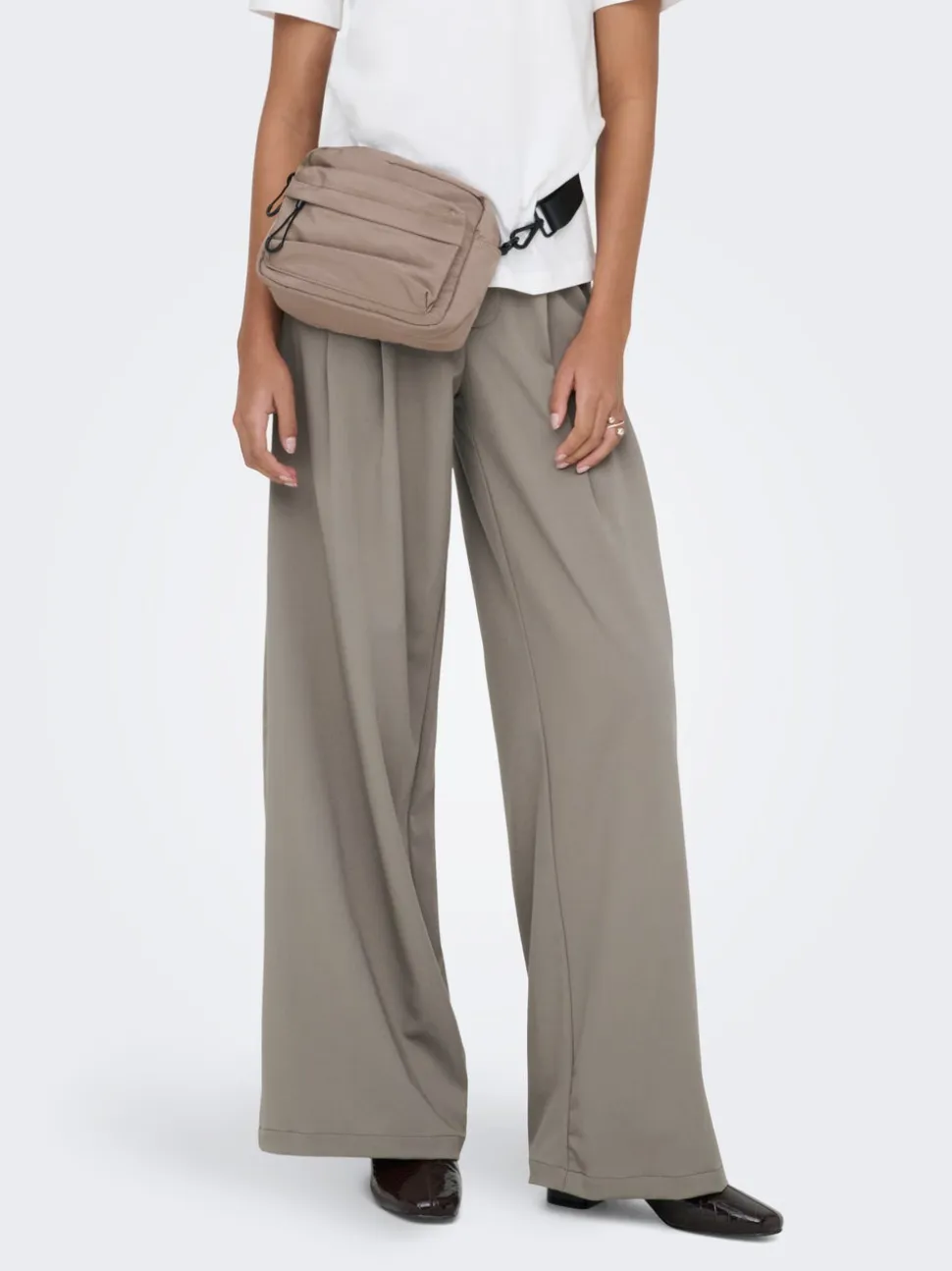 ONLFAWN Wide Leg Fit Pantaloni Formali