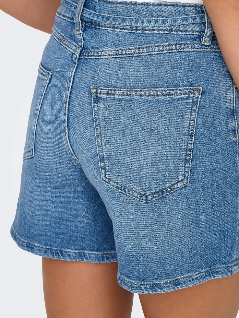 ONLGIANNA Vita media Regular Fit Bermuda in jeans