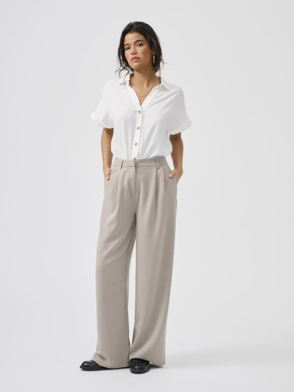 ONLHATTIE Straight Tapered Fit Pantaloni