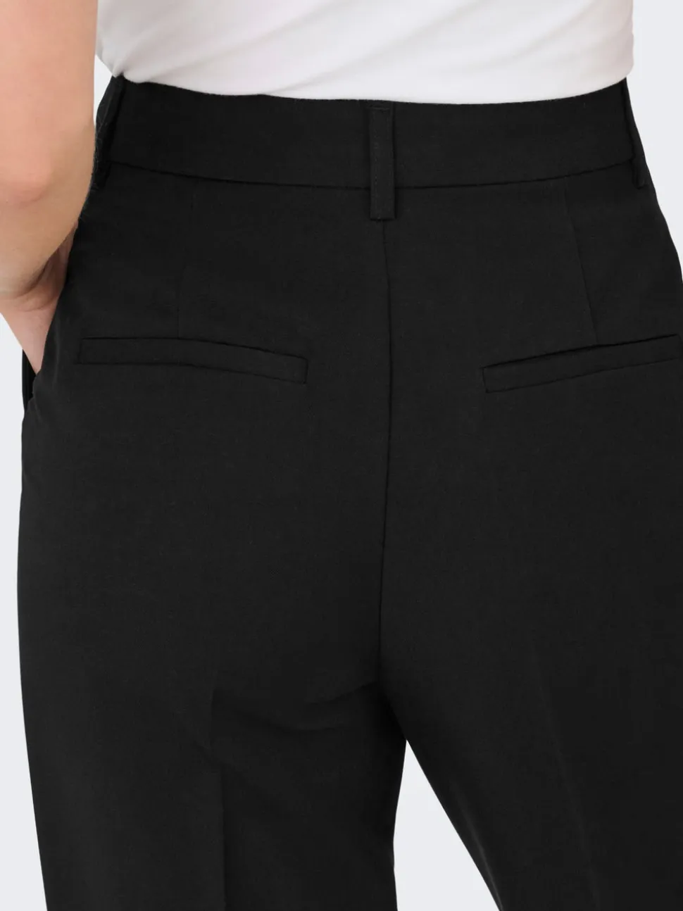 ONLHATTIE-LANA Straight Tapered Fit Pantaloni a gamba larga