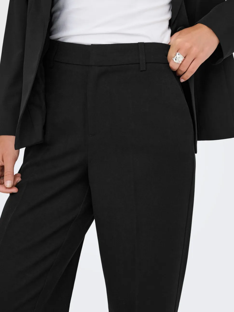 ONLHATTIE-LANA Straight Tapered Fit Pantaloni a gamba larga