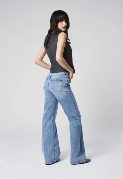 ONLJUICY Vita alta Flared Fit Jeans