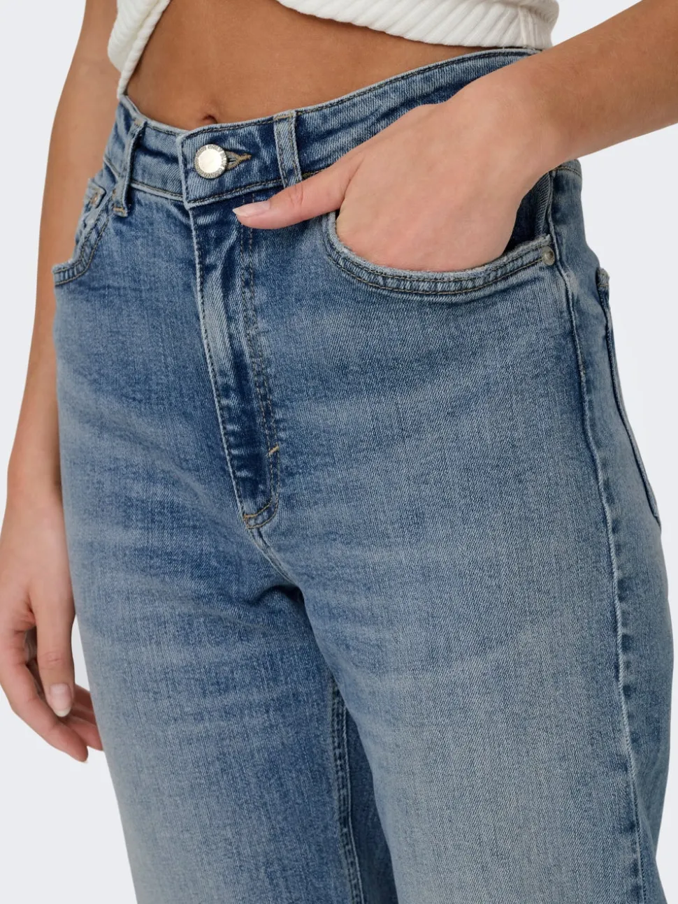 ONLJUICY Vita alta Flared Fit Jeans