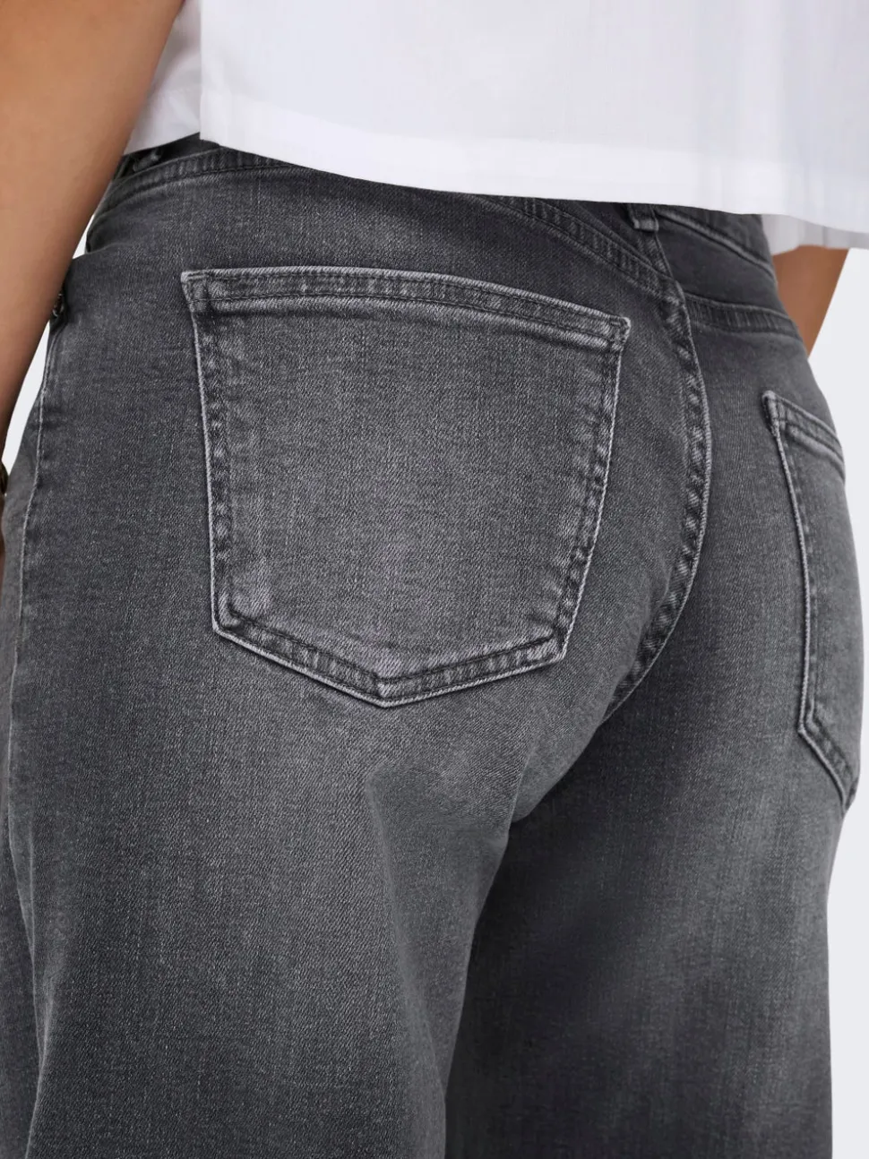 ONLJULLES Vita bassa Wide Leg Fit Jeans