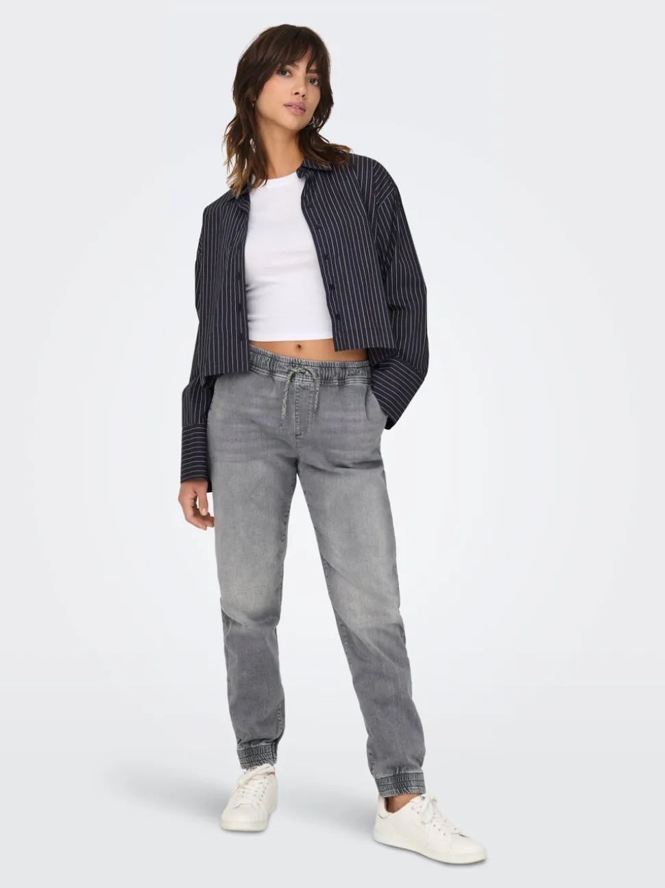 ONLKELDA Vita media Carrot Fit Jeans