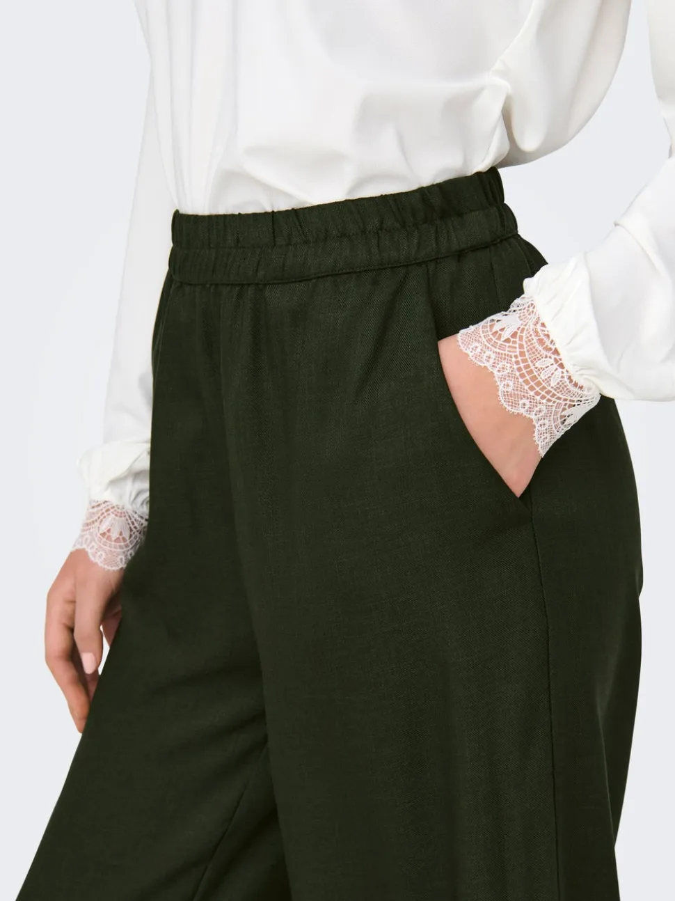 ONLLULU Regular Fit Pantaloni a gamba larga