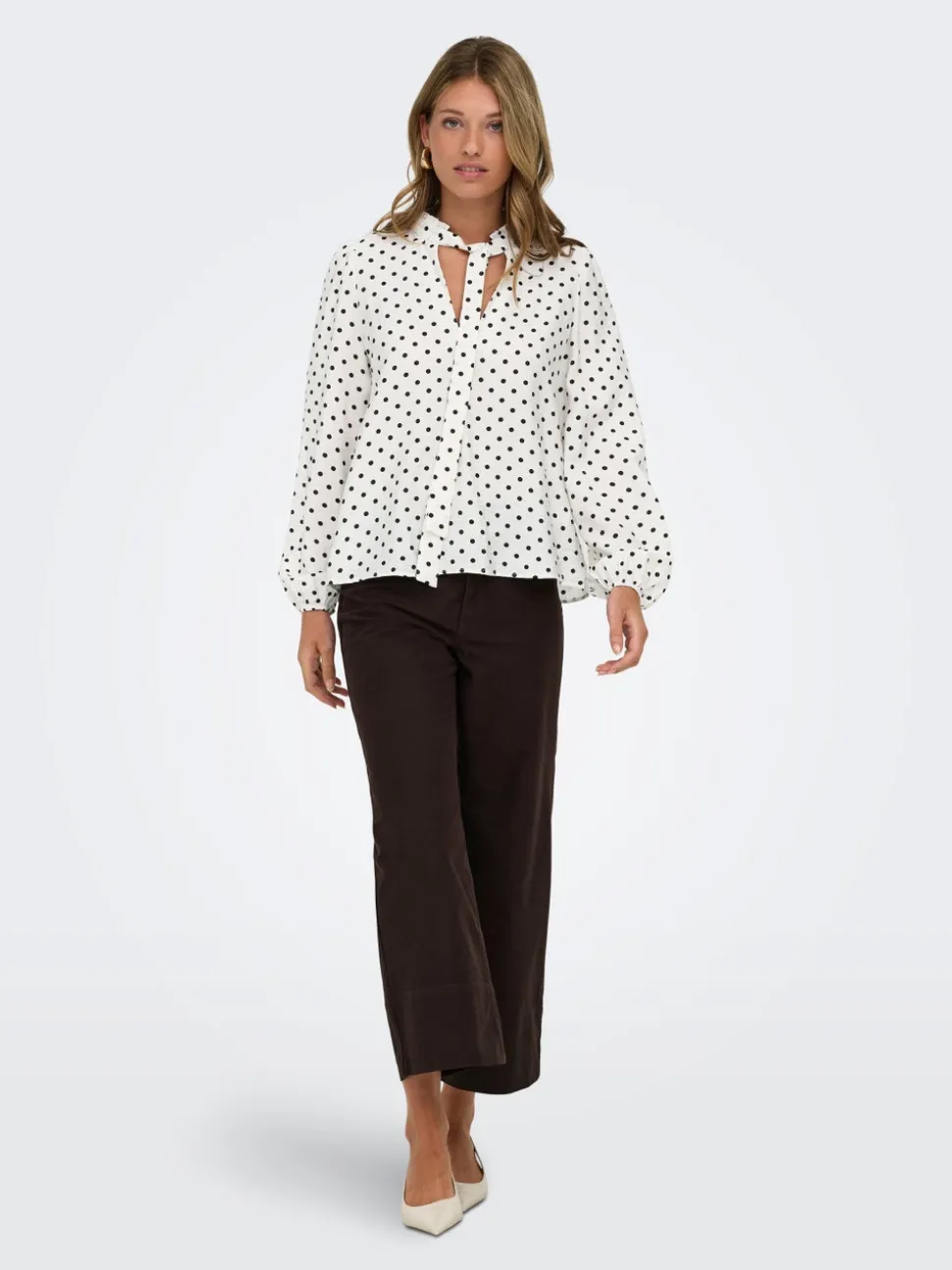 ONLMADISON-CLAIR Cropped Fit Pantaloni