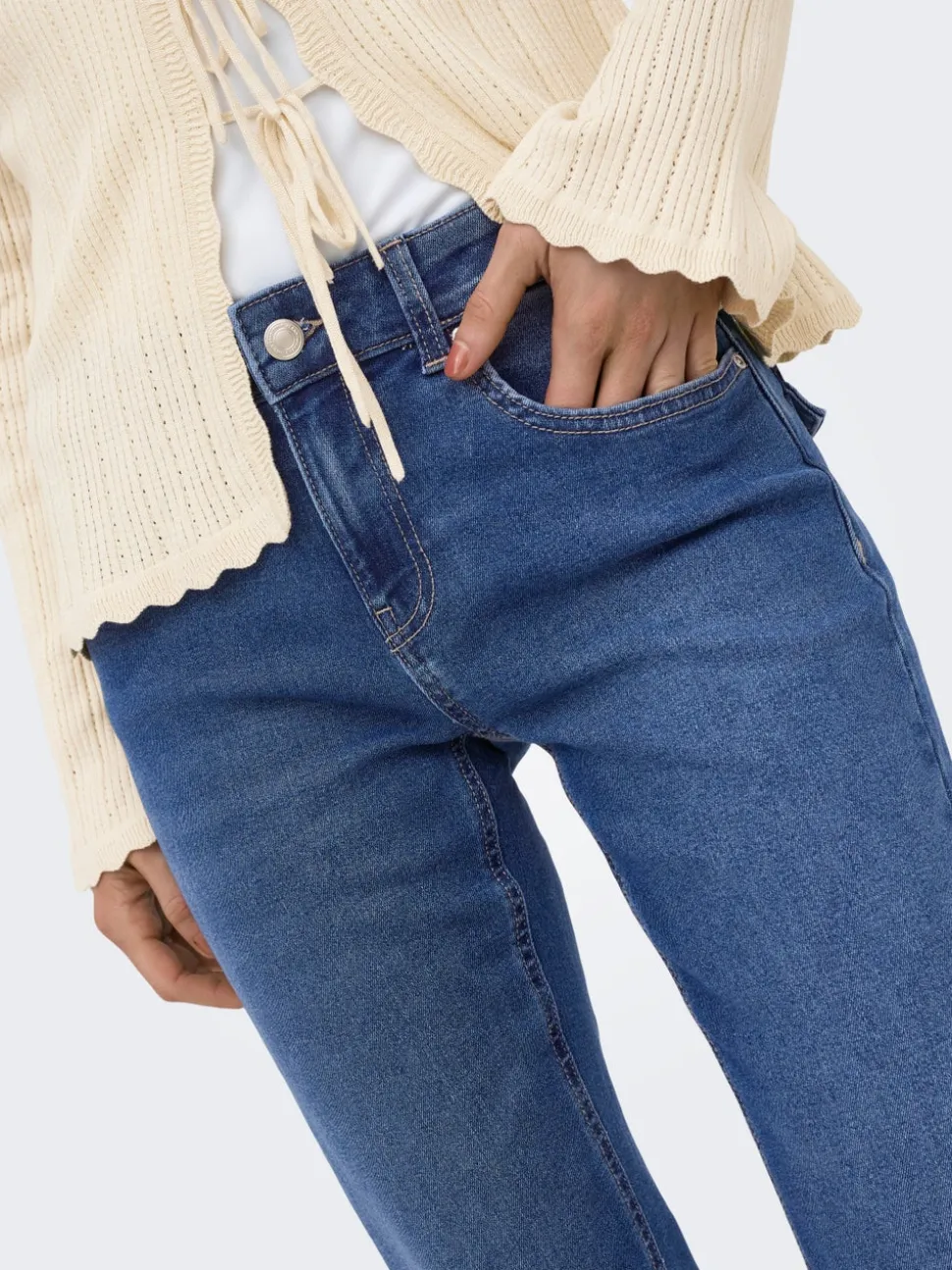 ONLPHOEBE Vita bassa Flared Fit Jeans