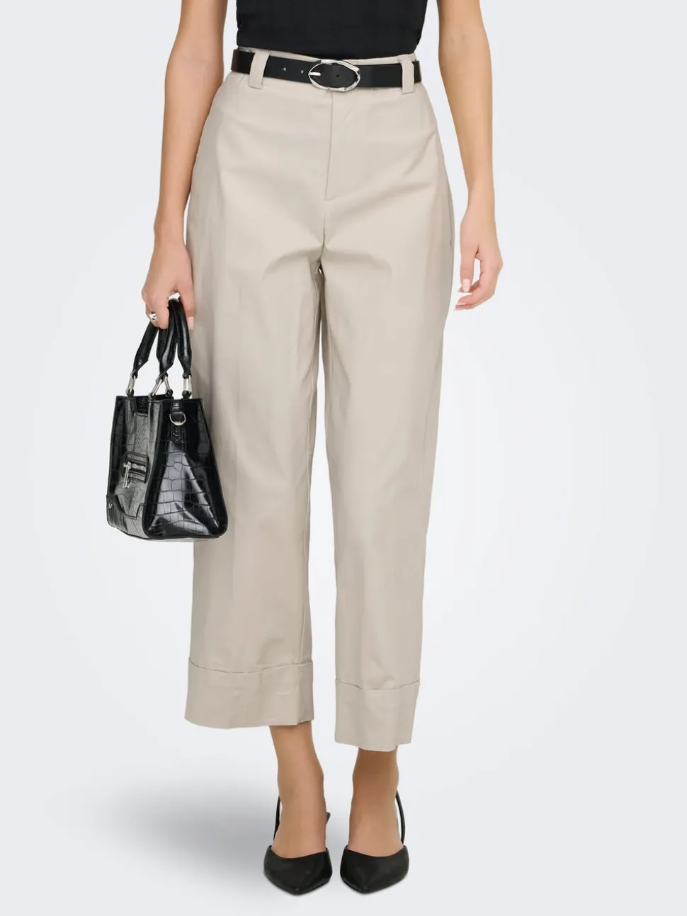 ONLROSALIE Cropped Fit Pantaloni chino