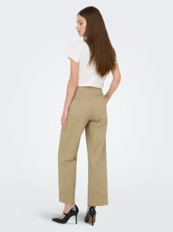 ONLROSALIE Cropped Fit Pantaloni chino