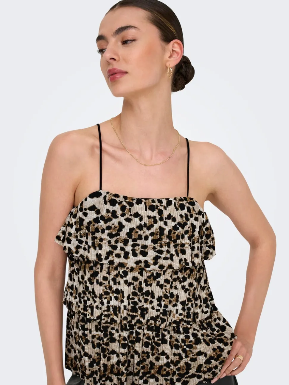 ONLSHEA Top con peplum