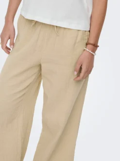 ONLTHYRA Comfort Fit Pantaloni a gamba larga