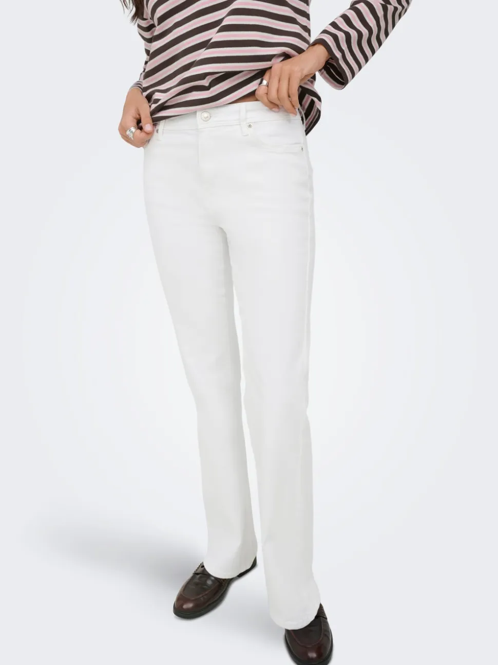 ONLWAUW Vita alta Flared Fit Jeans