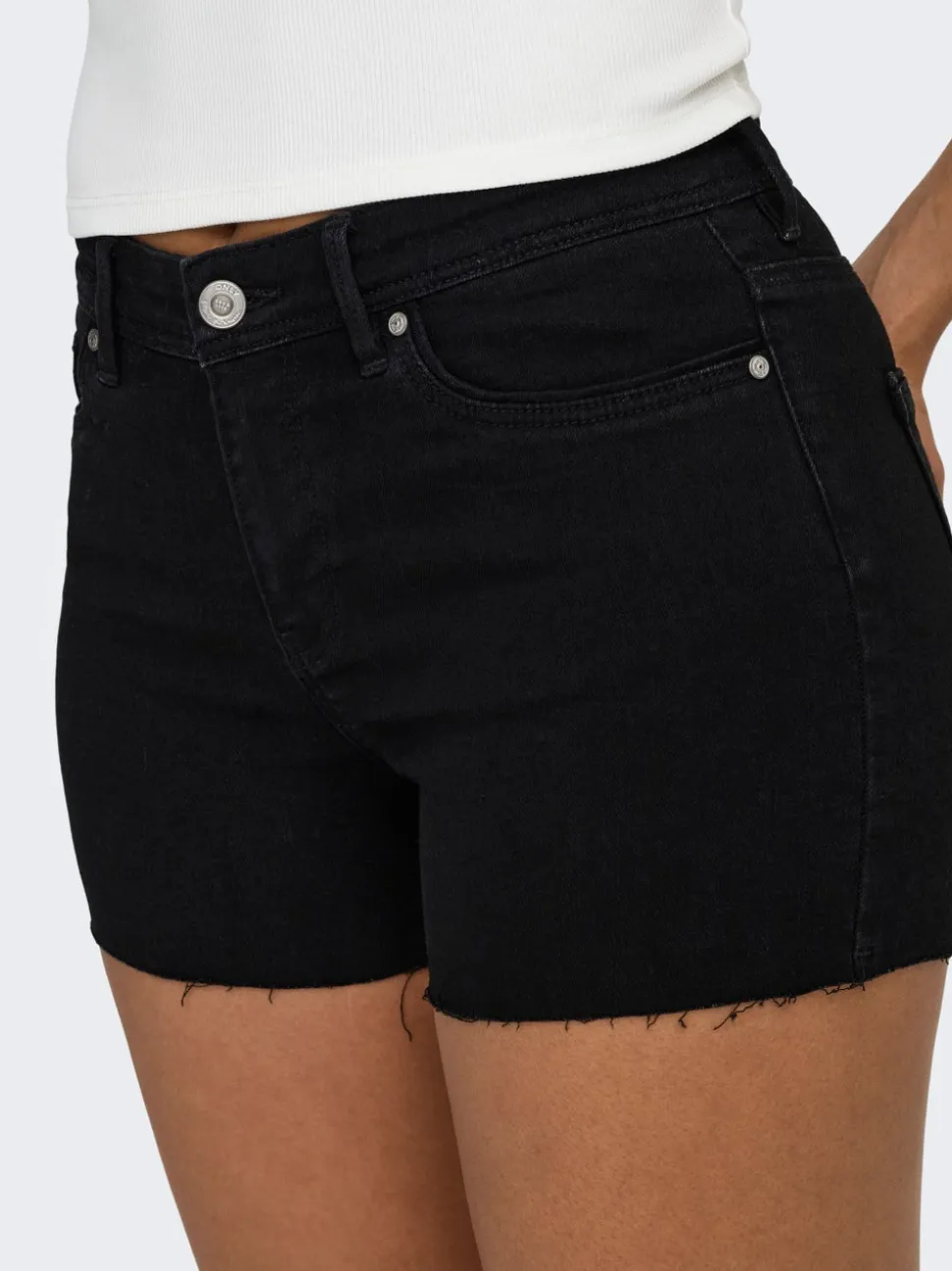 ONLWAUW Vita media Regular Fit Bermuda in jeans