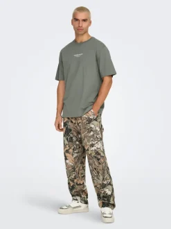 ONSCURATED T-shirt